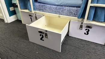 1 bed in 6 Bedded Female-Only Shared dormitory, Private Bathroom