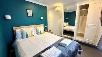 Private Double Room (Ensuite)