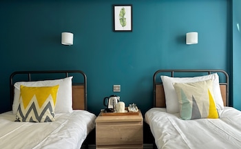 Private Twin Room (Ensuite)