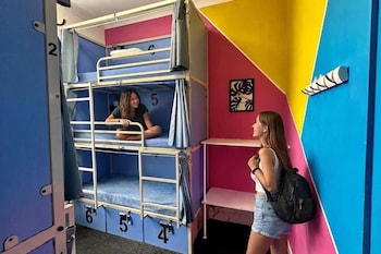 1 bed in 6 Bedded Female-Only Shared dormitory, Private Bathroom