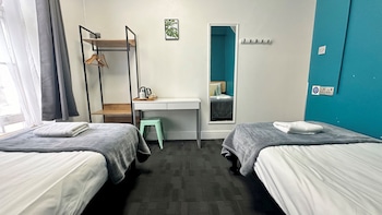 Private Twin Room (Ensuite)