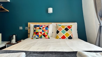 Private Double Room (Ensuite)