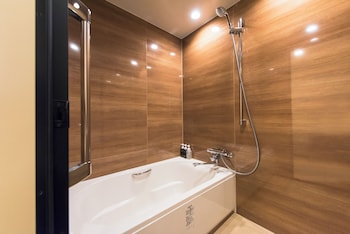 Premium Room, 1 Queen Bed