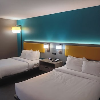 Room, 2 Double Beds, Accessible, Non Smoking