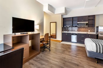 Standard Room, 2 Double Beds, Accessible, Kitchen