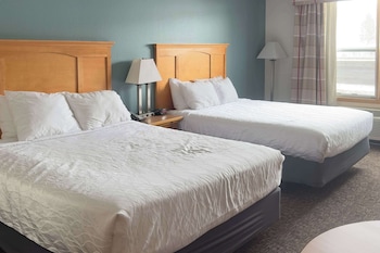 Standard Room, 2 Queen Beds, Non Smoking