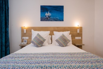 Standard Double room, garden level