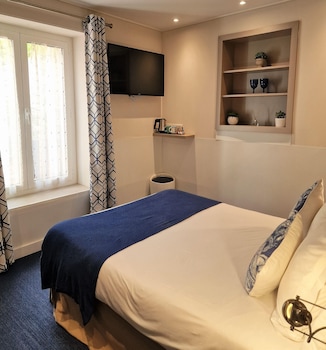 Standard Double room, garden level