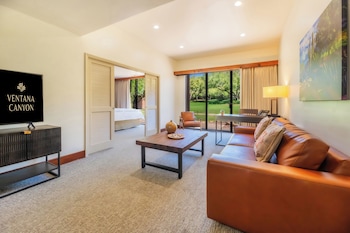 Room, 2 Queen Beds, Mountain View
