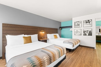 Room, 2 Queen Beds, Accessible, Non Smoking