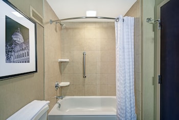 Suite, 1 King Bed, Accessible, Bathtub