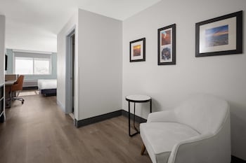 Room, 1 Queen Bed, Non Smoking