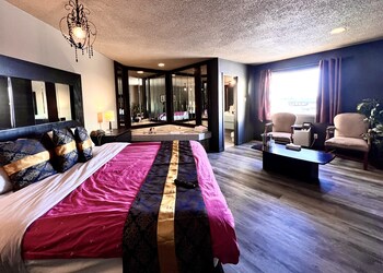 Executive Suite, One King Bed