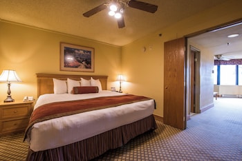 Corner King Suite
