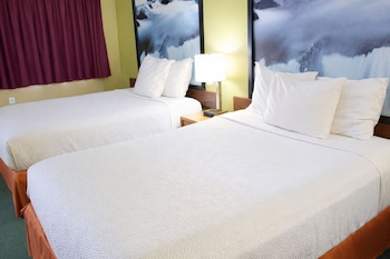 Suite, 2 Queen Beds