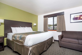 Suite, 1 King Bed, Non Smoking (Mobility)