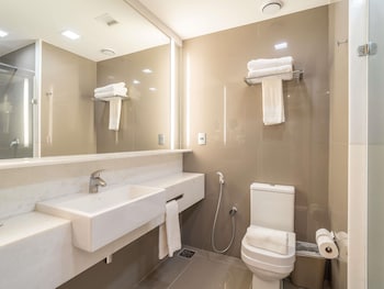 Privilege, Apartment, 1 King Bed