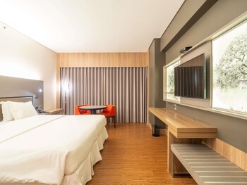 Standard Apartment, 1 King Bed