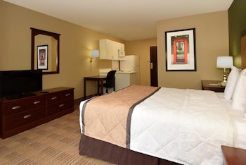 Room, 1 Queen Bed, Accessible, Smoking (Kitchen, Modern)