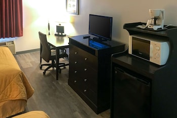 Room, 2 Queen Beds, Smoking