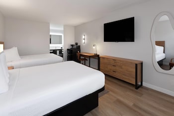 Room, 1 King Bed, Non Smoking