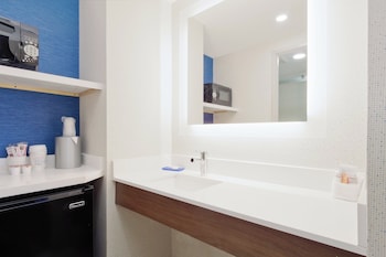 Standard Room, 1 King Bed, Accessible Bathtub (Communications, Mobility)