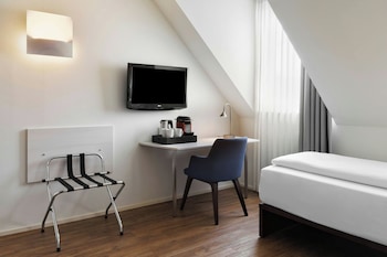 Family Room, Multiple Beds