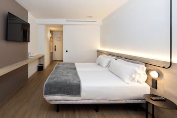 Classic Twin Room