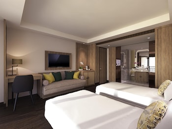 Deluxe Room, 2 Twin Beds, Balcony