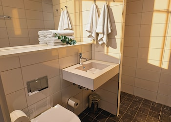 Superior Twin Room, 2 Twin Beds, Mobility Accessible