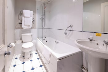 Standard Double or Twin Room (1 Adult)
