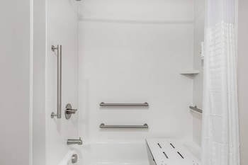 Room, 2 Queen Beds, Accessible, Non Smoking