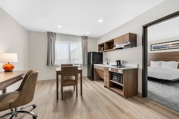 Suite, 1 King Bed with Sofa bed, Accessible, Non Smoking (Upgrade)