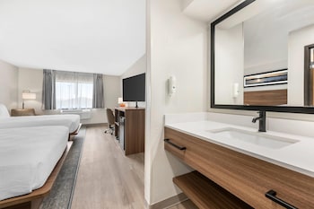 Standard Room, 2 Queen Beds, Non Smoking
