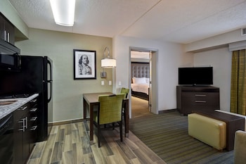 Suite, 2 Double Beds, Accessible, Bathtub (Mobility & Hearing)