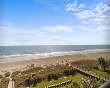 Oceanfront Base Suite