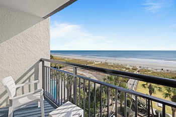 Oceanfront Base King Suite