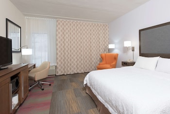 Room, One King Bed, Non-Smoking, Accessible