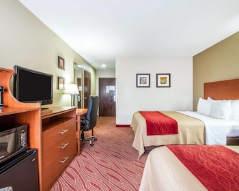 Standard Room, 2 Queen Beds, Non Smoking