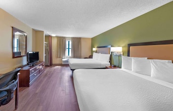 Room, 2 Queen Beds, Accessible, Non Smoking (Efficiency)