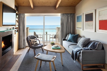 Suite, 1 King Bed, Fireplace (Master | Double Balcony)
