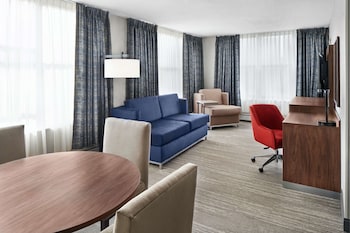 Suite, 1 King Bed, Non Smoking