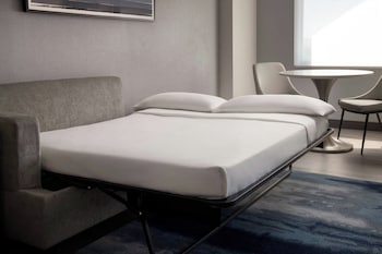 Suite, 1 King Bed with Sofa bed