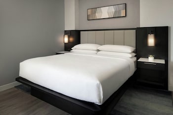 Suite, 1 King Bed with Sofa bed (Mobility Accessible, Roll-In Shower)