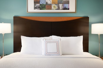 Executive Suite, 1 King Bed with Sofa bed