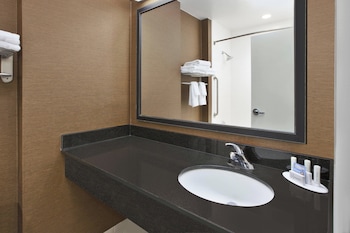 Room, 2 Queen Beds, Hearing Accessible