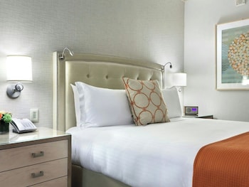 Premier Room, 1 King Bed