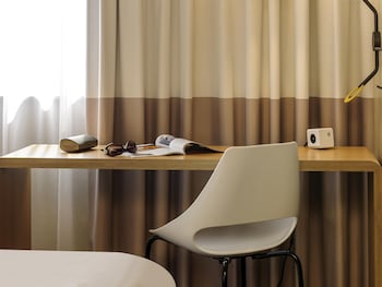Comfort Room, 1 Double Bed (New Sleep Easy Concept)