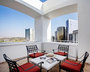 Premium One Bedroom Terrace Suite
