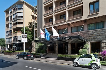 Deluxe Double Room, City View